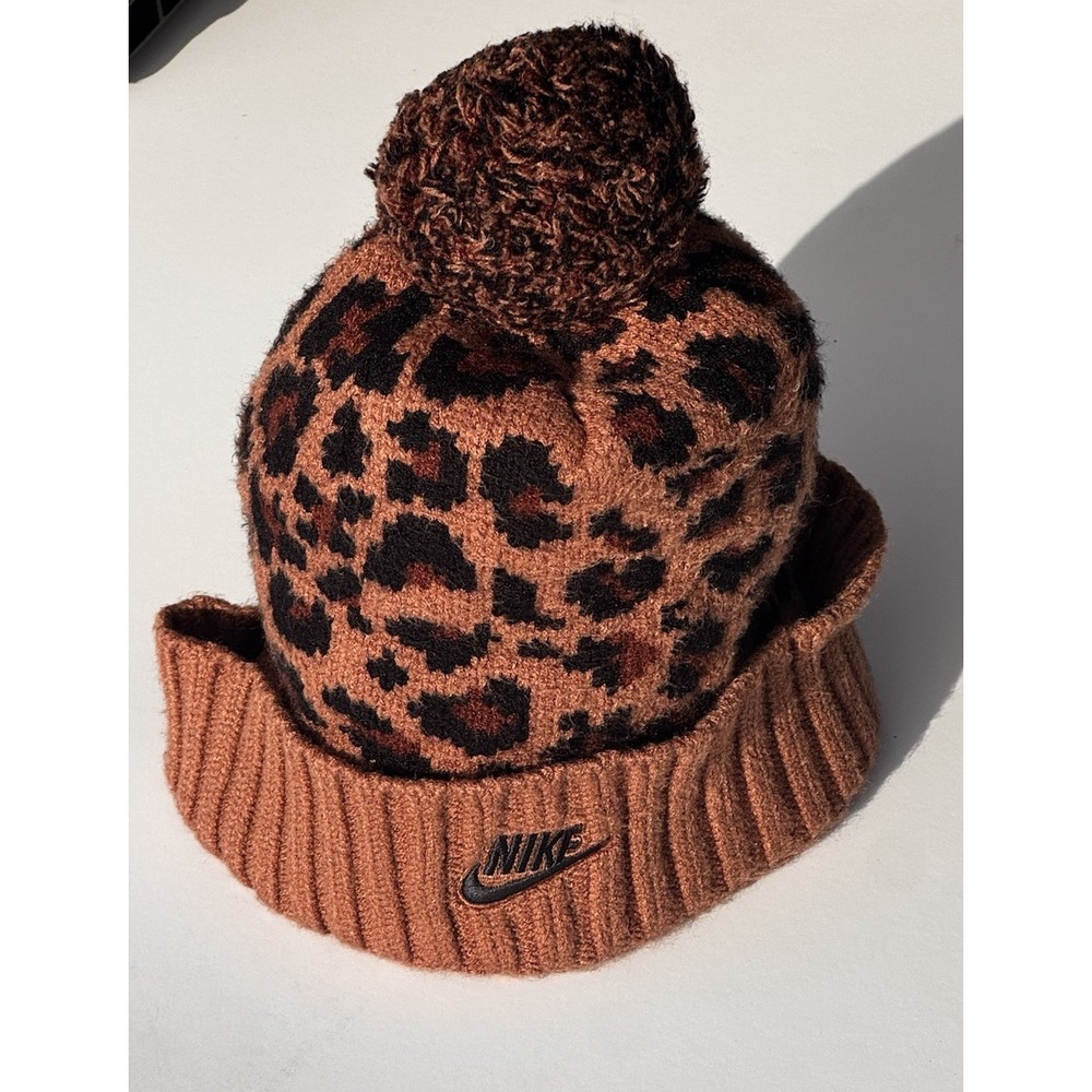 Nike Beanie Leopard Print Pom Pom Brown Cuffed Winter Hat Unisex